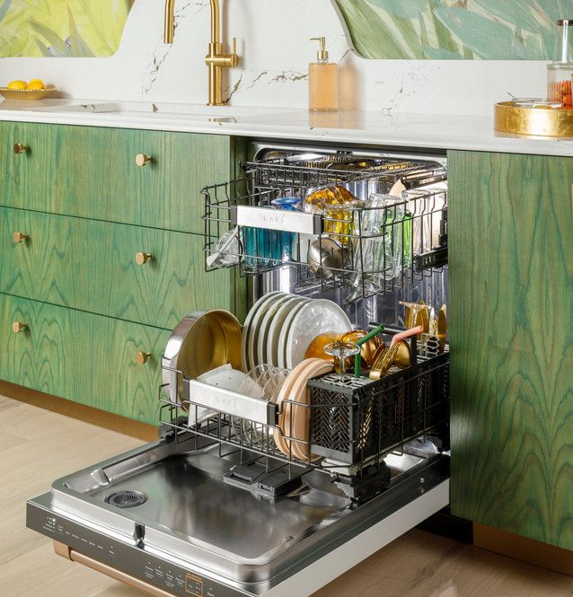 Cafe™ 24" Modern Glass Top Control Built In Dishwasher-4