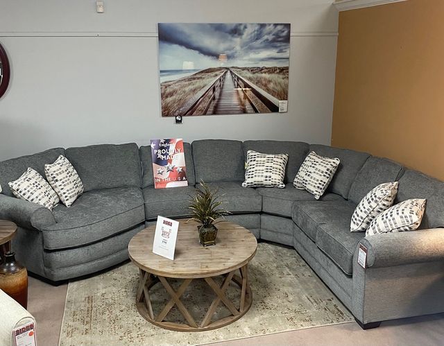 England Furniture Brantley Sectional-3