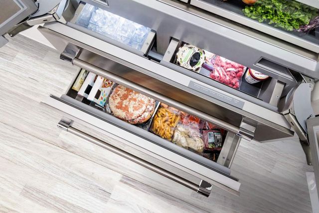 Thermador® Freedom® 42" 22.3 Cu. Ft. Stainless Steel Built-In French Door Refrigerator-4