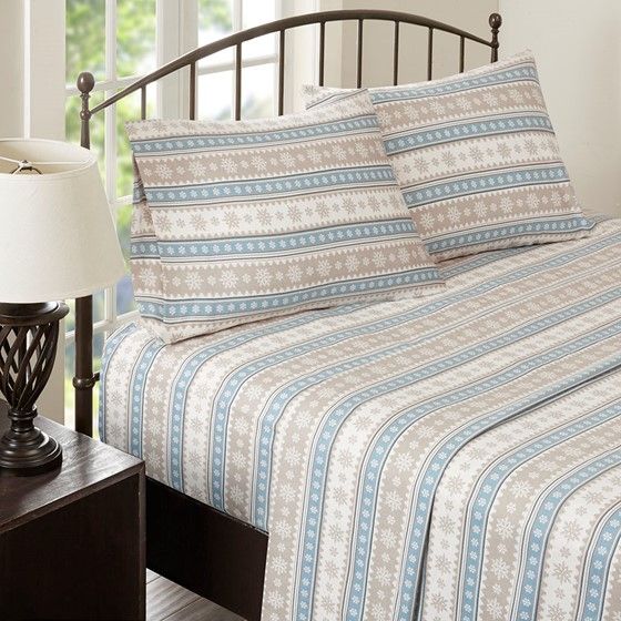 Olliix by Woolrich Flannel Blue Snowflakes California King Cotton Sheet Set-2