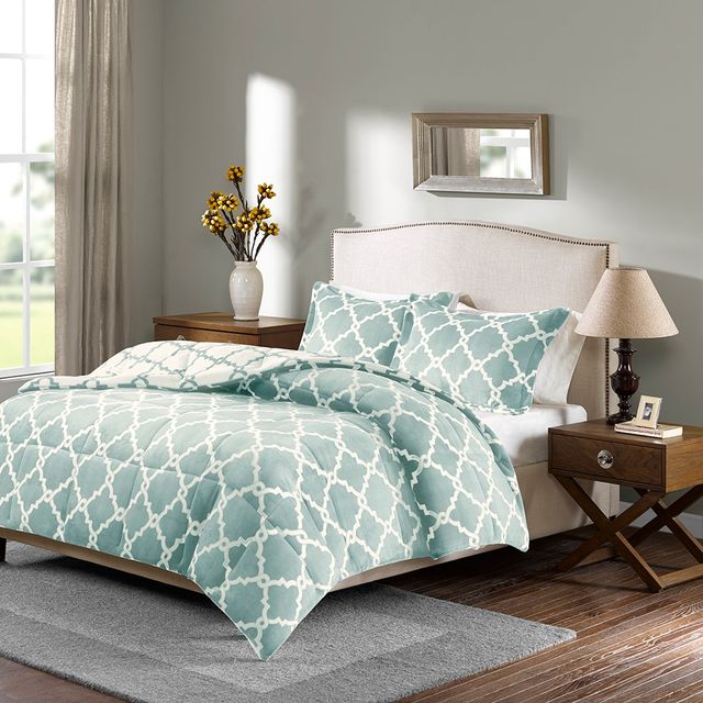 Olliix by True North by Sleep Philosophy Peyton Aqua Full/Queen Reversible Plush Comforter Mini Set-1