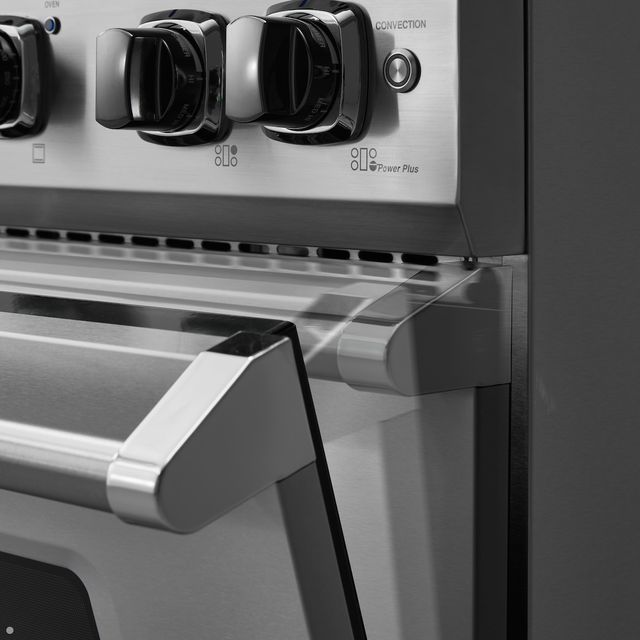 Viking® 5 Series 36" Daffodil Pro Style Induction Range-4