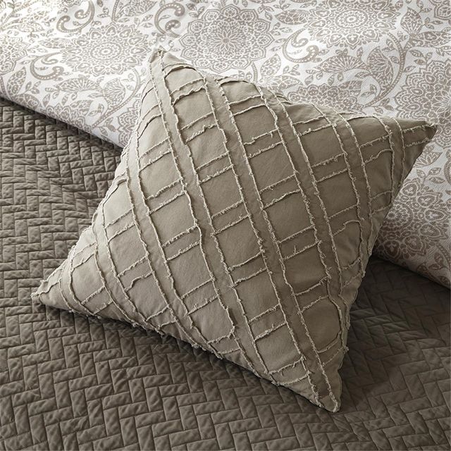 Olliix by Madison Park Signature Sophia Ivory Queen Comforter Set-3