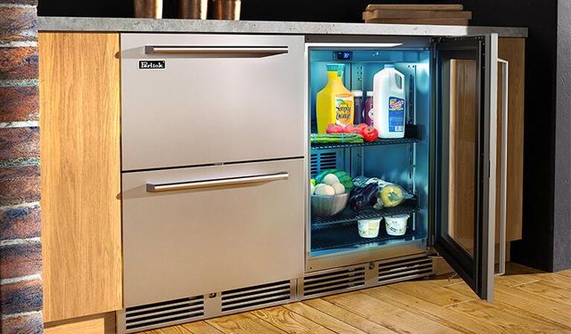 Perlick® Signature Series 24" 5.2 Cu. Ft. Panel Ready Under the Counter Refrigerator-2