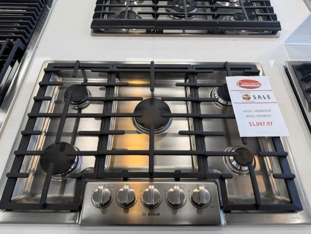 Bosch® 800 Series 30" Stainless Steel Gas Cooktop-0