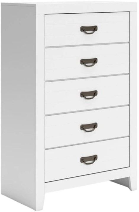 Signature Design by Ashley® Binterglen White 5-Drawer Chest-0