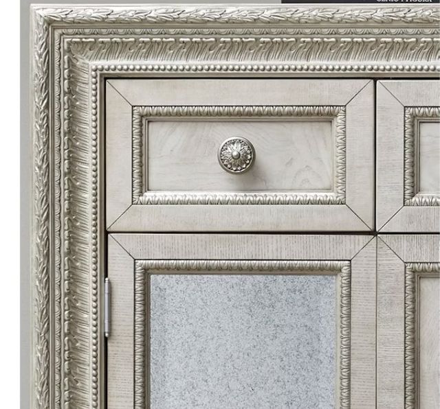 Pulaski™ Camila Cream 9-Drawer Chest-3