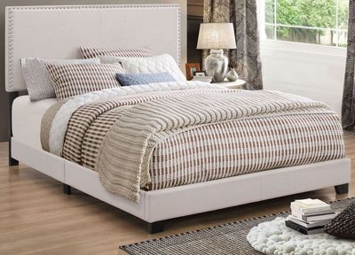Coaster Boyd Ivory Queen Upholstered Bed
