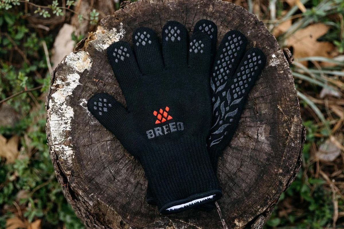 Breeo Fire Pit Cooking Gloves - Thumbnail 4