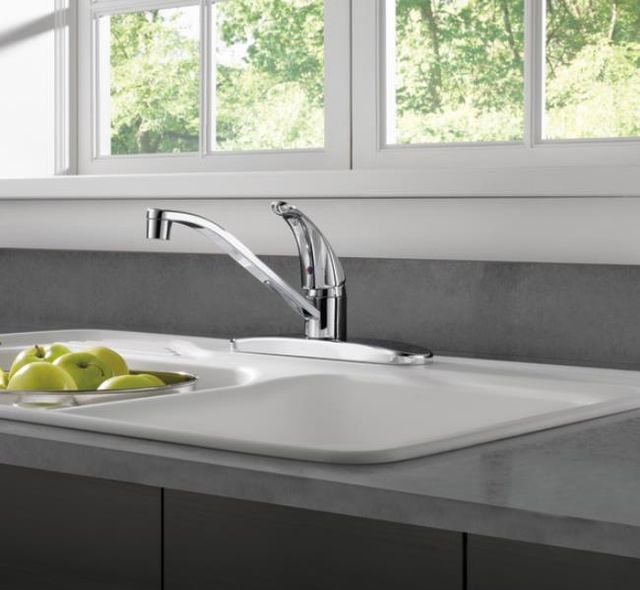 Peerless Core Chrome Single Handle Kitchen Faucet-1