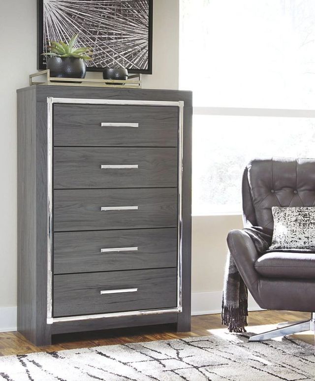 Signature Design by Ashley® Lodanna Gray Drawer Chest-4