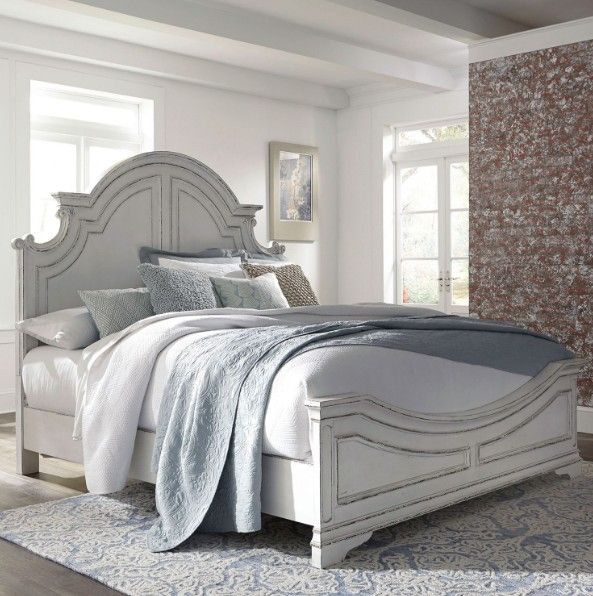 Liberty Furniture Magnolia Manor Antique White King Panel Bed-1