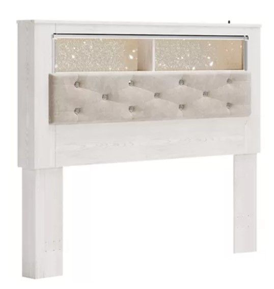 Signature Design by Ashley® Altyra 5-Piece White Queen Bookcase Headboard Bedroom Set-1