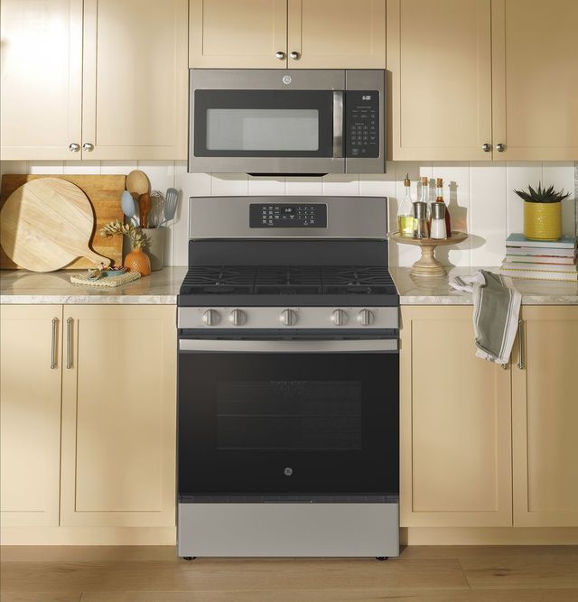 GE® 30" Stainless Steel Freestanding Gas Convection Range with No Preheat Air Fry-5