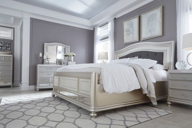 Signature Design by Ashley® Coralayne Silver Queen Panel Bed-3