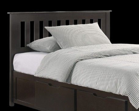 Night & Day Furniture™ Spices Bedroom Dark Chocolate Queen Drawer Pedestal Bed-1