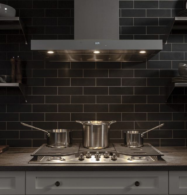 GE Profile™ 36" Stainless Steel Gas Cooktop-2