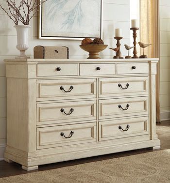 Signature Design by Ashley® Bolanburg 2-Piece Antique White California King Panel Bed Set-2