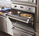Viking® 3 Series 30" Stainless Steel Electric Single Built in Oven-2