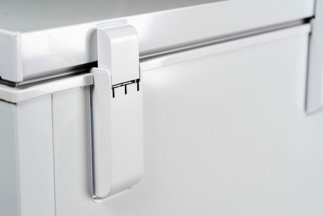 Danby® 26" 5 Cu. Ft. White Chest Freezer-3