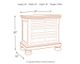 Signature Design by Ashley® Flynnter Medium Brown Nightstand-3