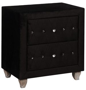 Click to view more images of the product.