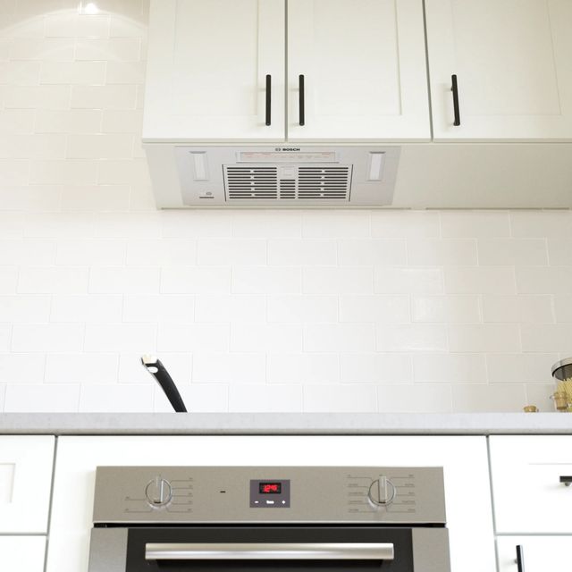 Bosch® 300 Series 21" Stainless Steel Custom Insert Hood-1