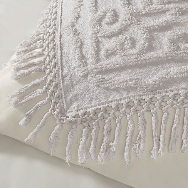 Olliix by Madison Park Grey King/California King Laetitia Tufted Cotton Chenille Medallion Fringe Coverlet Set-4