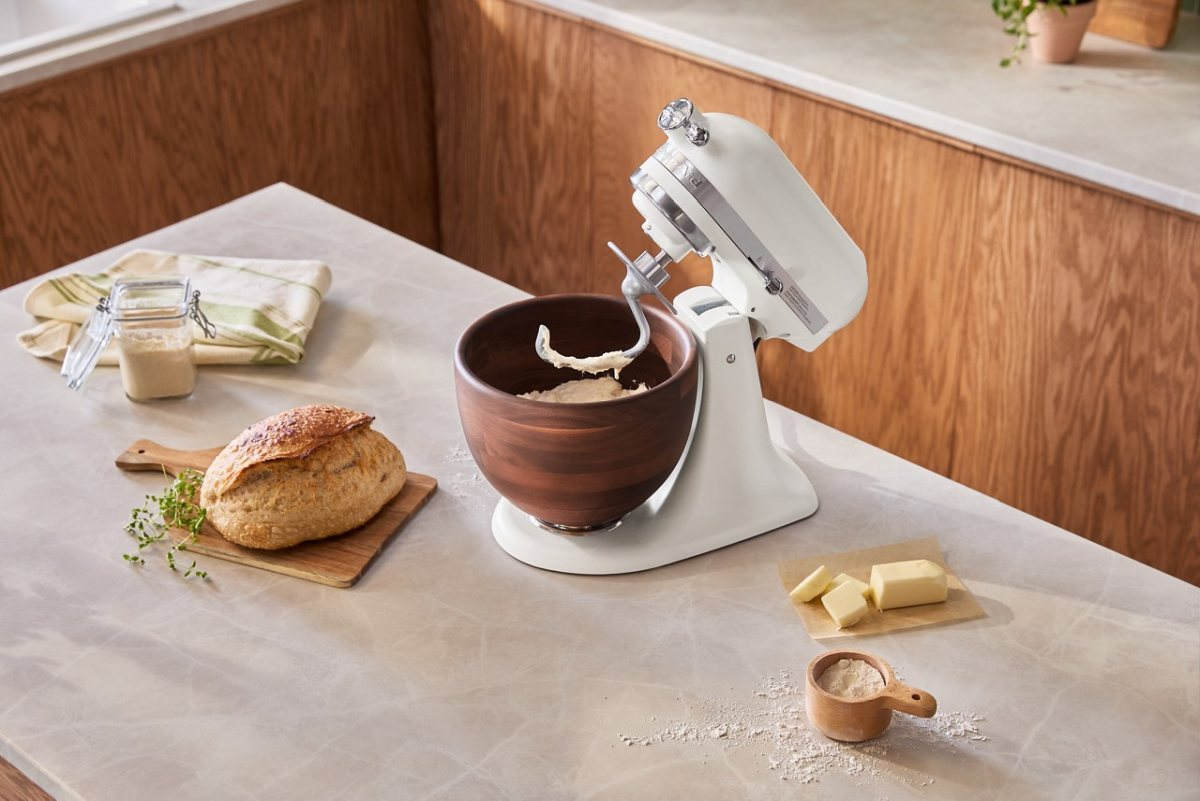 KitchenAid® Artisan® Series 5 Quart Porcelain White Tilt-Head