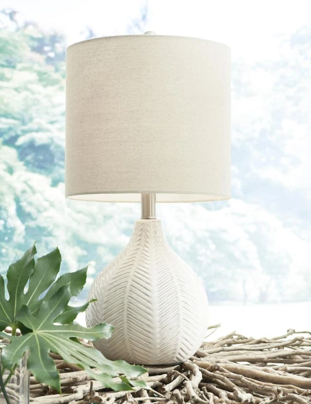 Signature Design by Ashley® Rainermen Off White Ceramic Table Lamp-3