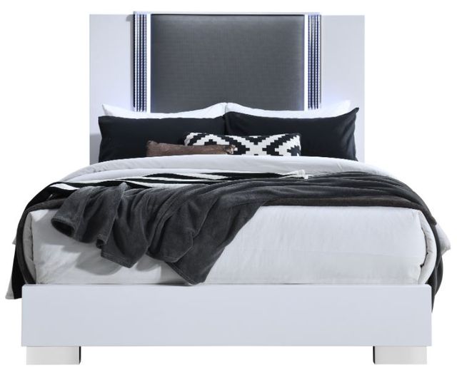 Global Furniture USA Ylime Smooth White Queen Upholstered Panel Bed with LED-2