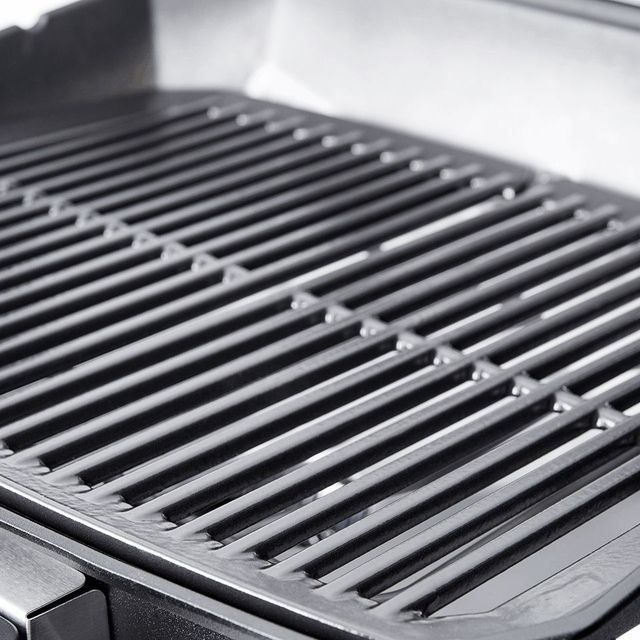 Weber® Pulse 2000 28" Black Tabletop Electric Grill-3