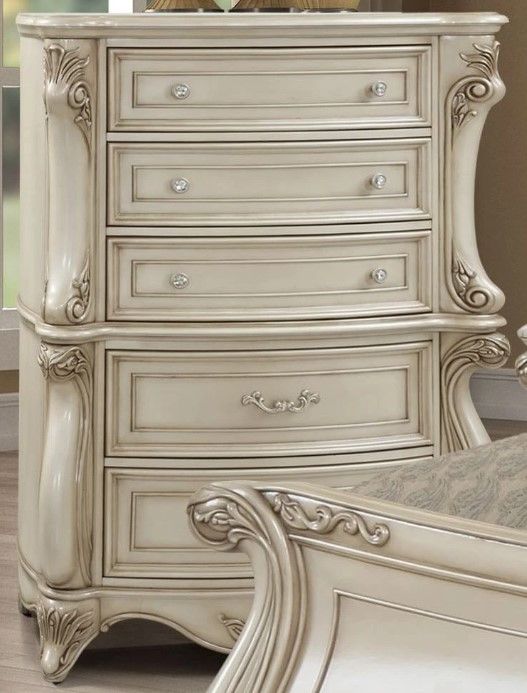 New Classic® Home Furnishings Monique 5-Piece White King Bedroom Set-3