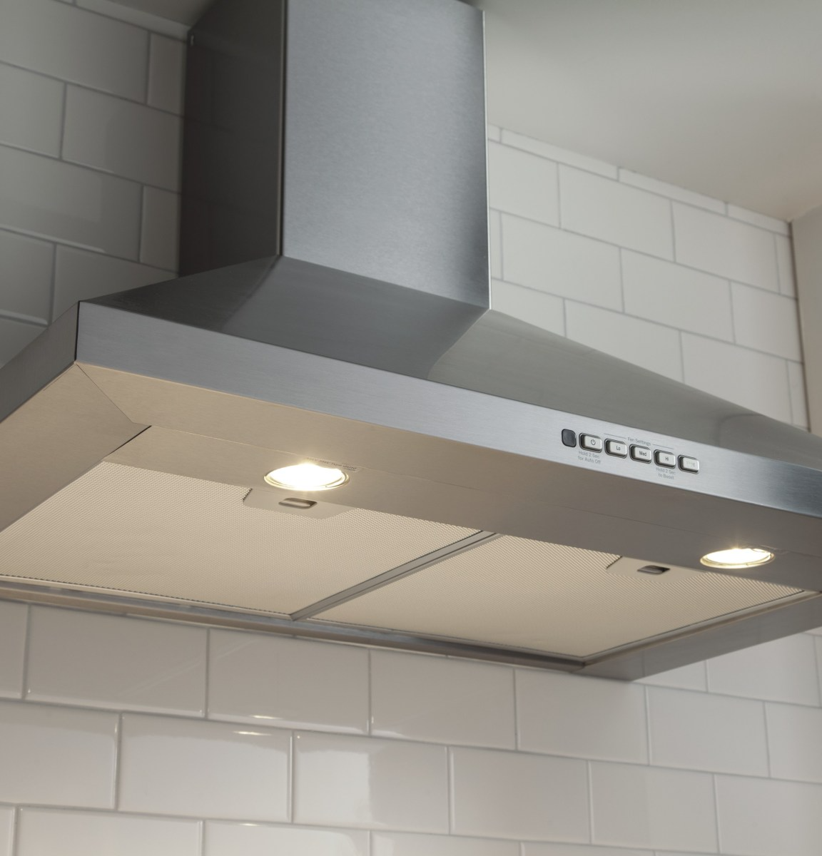 GE Chimney Hood - Thumbnail 3