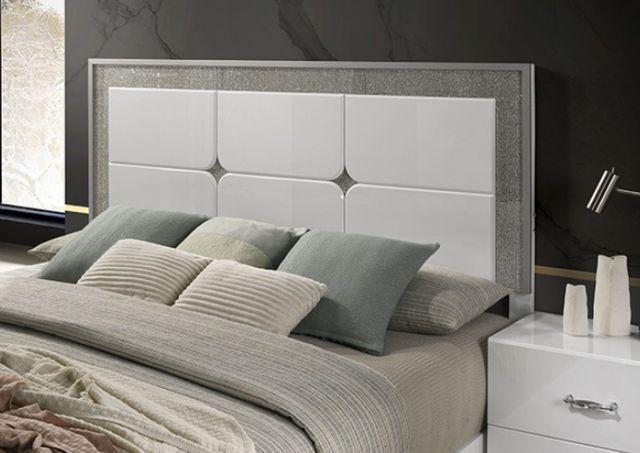 Furniture of America® Stoholm 4-Piece White Queen Bedroom Set-1