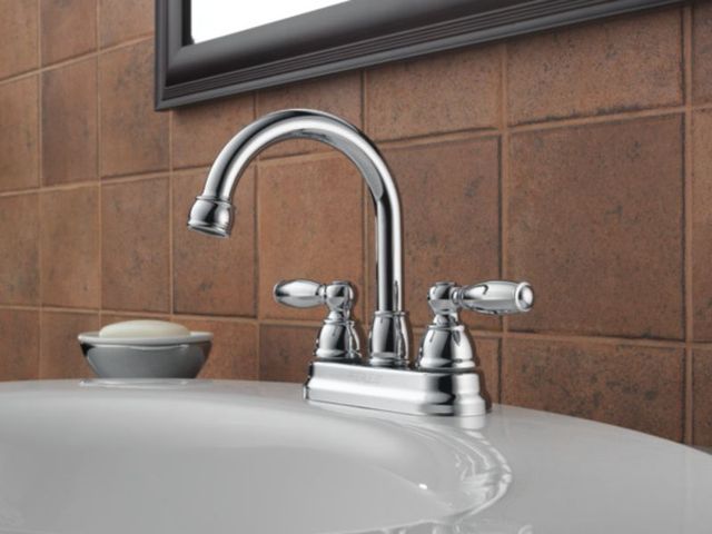 Peerless Claymore™ Chrome 2-Handle Centerset Bathroom Faucet-3