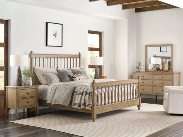 Kincaid® Arbor Oatmeal King Spindle Bed-2