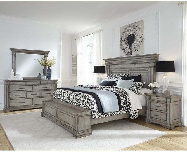 Pulaski™ Madison Ridge Heritage Taupe King/California King Panel Blanket Chest-4