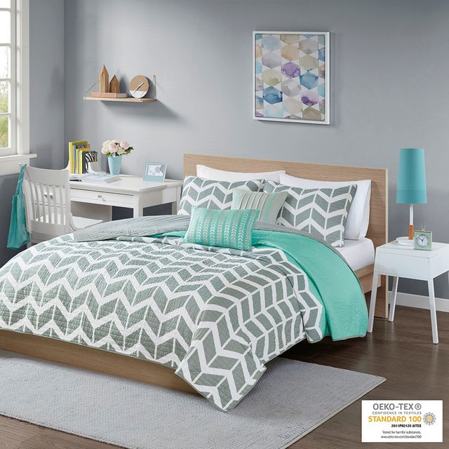 Olliix by Intelligent Design Nadia Teal Twin/Twin XL Reversible Coverlet Set-1