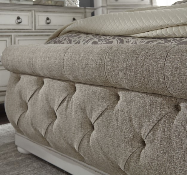 Liberty Furniture Abbey Park Upholstered Sleigh Bed - Thumbnail 5