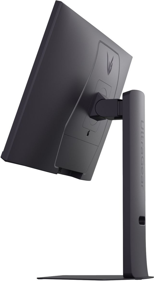LG UltraGear™ 27" 4K UHD Nano IPS Gaming Monitor-9