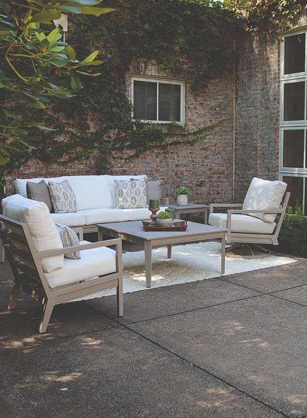 Lane Venture® Santa Rosa Cushion Off-White Lounge Chair-3