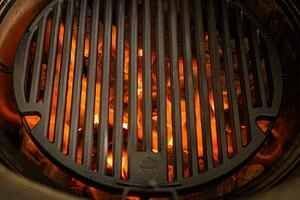 Kamado Joe® Black Sear Plate-4