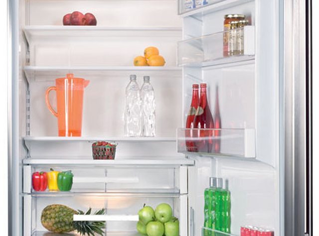 Sub-Zero® 17.4 Cu. Ft.Bottom Freezer Refrigerator-1