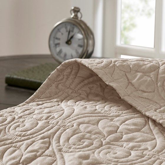 Olliix by Madison Park Quebec Khaki Twin Reversible Bedspread Set-3