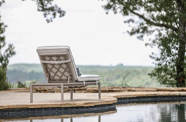 Lane Venture® Willow Taupe/White Adjustable Chaise-2
