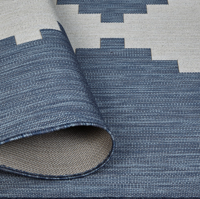 Olliix by Madison Park Isla Navy/White 5x7' Modern Geo Indoor/Outdoor Rug-1