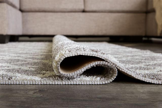 Signature Design by Ashley® Wadehall Gray/Ivory 5'x7' Medium Area Rug-2