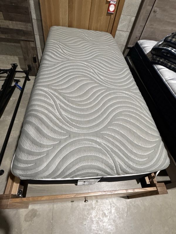 Clearance Sealy® Hybrid Performance™ Copper II Plush Tight Top Twin XL Mattress-0