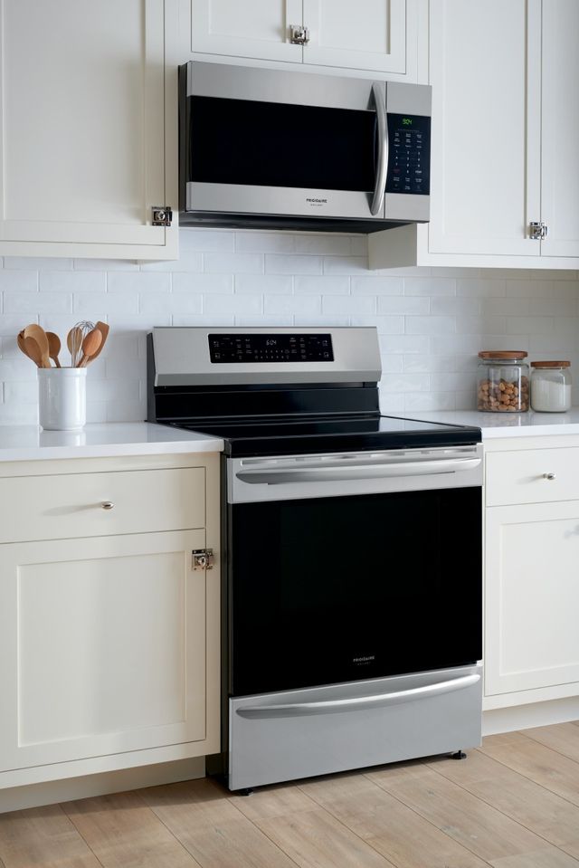 Frigidaire Gallery® 30" Stainless Steel Freestanding Induction Range with Air Fry-3